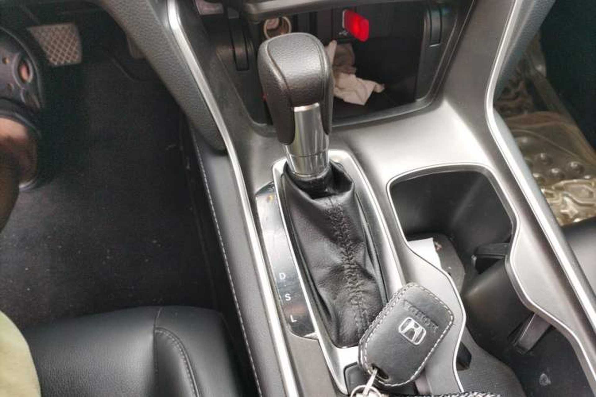 Used Honda Accord 2018 260TURBO Luxury Edition China VI Gear Lever