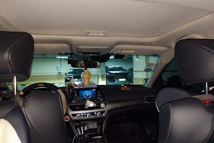 Used Honda Accord 2018 260TURBO Luxury Edition China VI Headliner