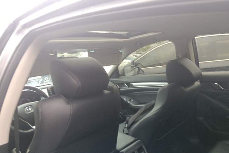 Used Honda Accord 2018 260TURBO Elite Edition China VI Headliner