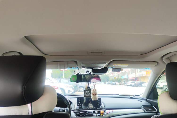 Used Honda Accord 2018 260TURBO Luxury Edition China VI Headliner