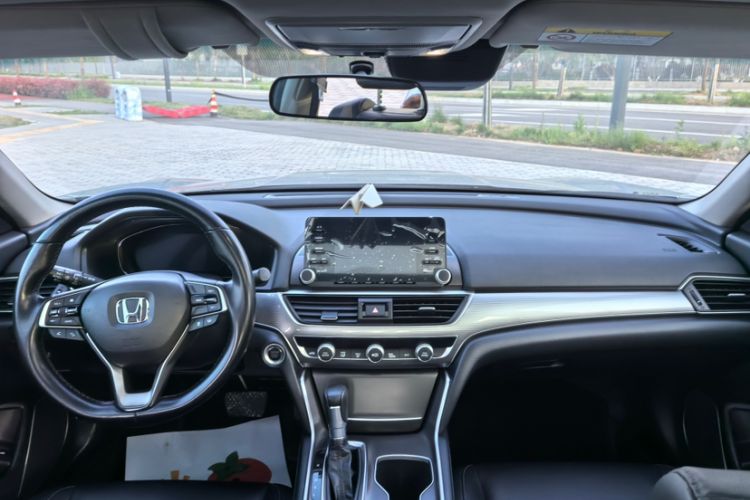Used Honda Accord 2018 260TURBO Luxury Edition China VI Interior 1