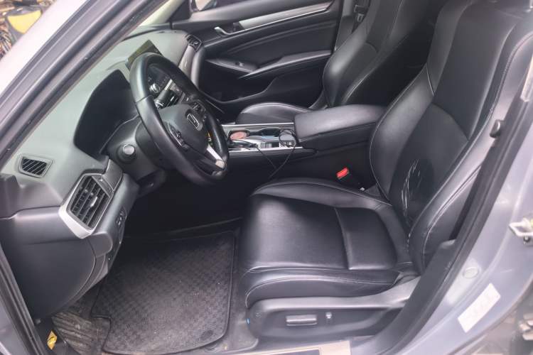 Used Honda Accord 2018 260TURBO Luxury Edition China V Emission Standard Left Front Seat
