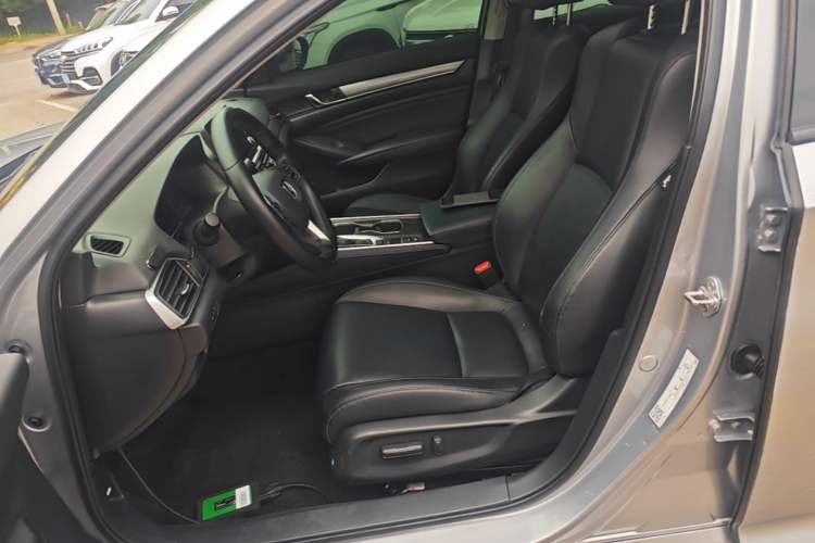 Used Honda Accord 2018 260TURBO Elite Edition China V Left Front Seat