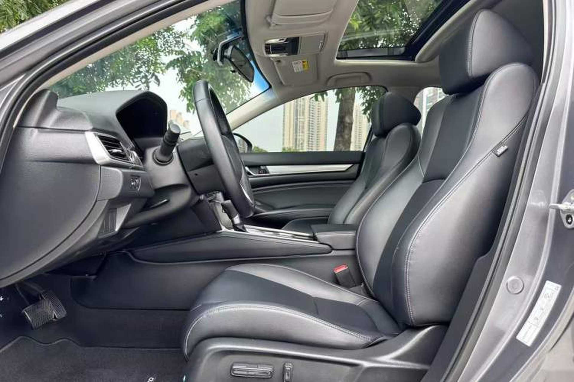 Used Honda Accord 2018 260TURBO Elite Edition China V Left Front Seat