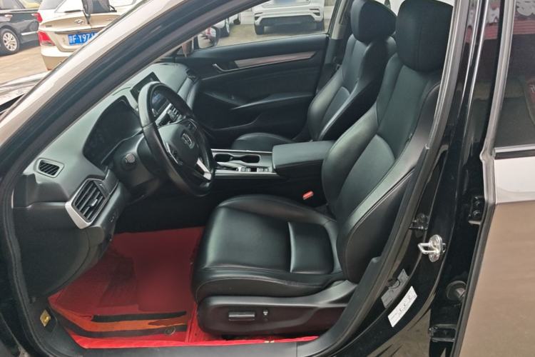 Used Honda Accord 2018 260TURBO Elite Edition China VI Left Front Seat