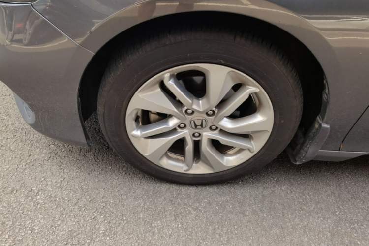 Used Honda Accord 2018 260TURBO Elite Edition China VI Left Front Wheel Hub