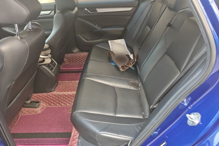 Used Honda Accord 2018 260TURBO Luxury Edition China V Emission Standard Left Rear Seat