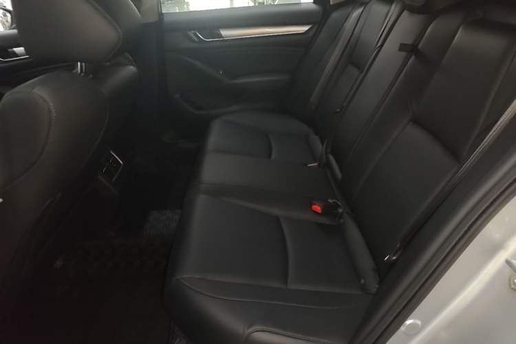Used Honda Accord 2018 260TURBO Elite Edition China VI Left Rear Seat