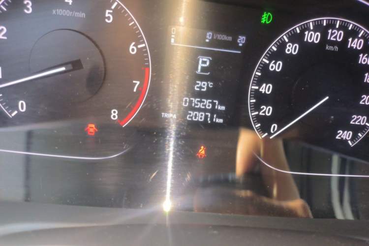 Used Honda Accord 2018 260TURBO Elite Edition China V Odometer Close Up