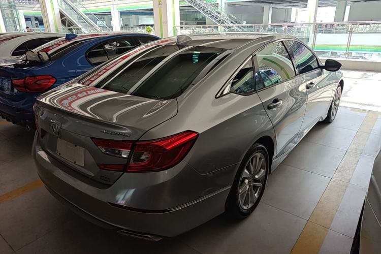 Used Honda Accord 2018 260TURBO Elite Edition China VI Rear Right 45 Deg