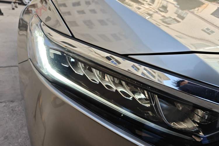 Used Honda Accord 2018 260TURBO Luxury Edition China V Emission Standard Right Front Headlight