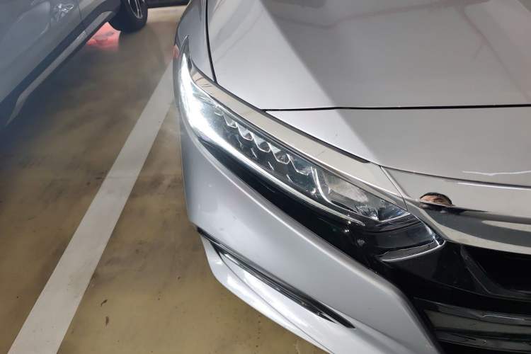 Used Honda Accord 2018 260TURBO Elite Edition China VI Right Front Headlight