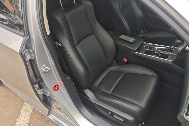 Used Honda Accord 2018 260TURBO Elite Edition China V Right Front Seat