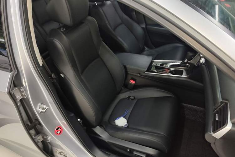 Used Honda Accord 2018 260TURBO Elite Edition China VI Right Front Seat