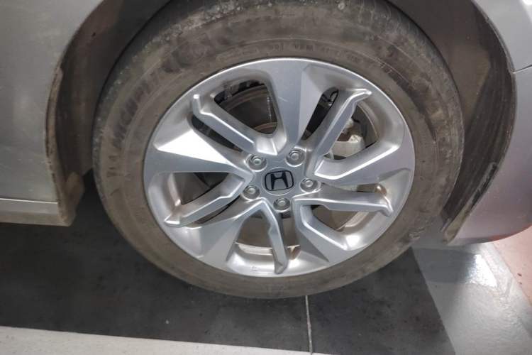 Used Honda Accord 2018 260TURBO Elite Edition China V Right Front Wheel Hub