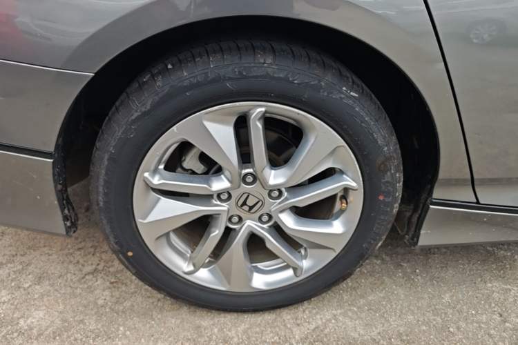 Used Honda Accord 2018 260TURBO Elite Edition China VI Right Rear Wheel Hub