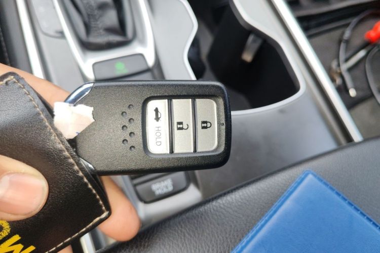 Used Honda Accord 2018 260TURBO Luxury Edition China VI Vehicle Key