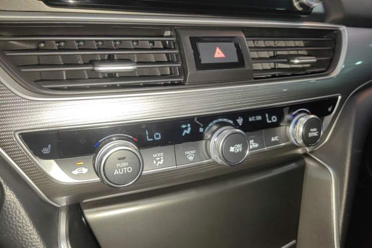 Used Honda Accord 2018 Rui·Hybrid 2.0L Rui Zhi Edition China VI Audio And AC Panel