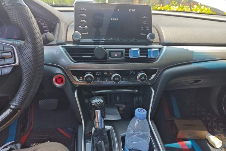Used Honda Accord 2018 260TURBO Luxury Edition China VI Audio And AC Panel