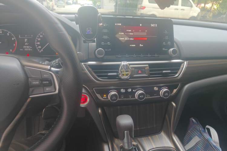 Used Honda Accord 2018 260TURBO Elite Edition China VI Audio And AC Panel