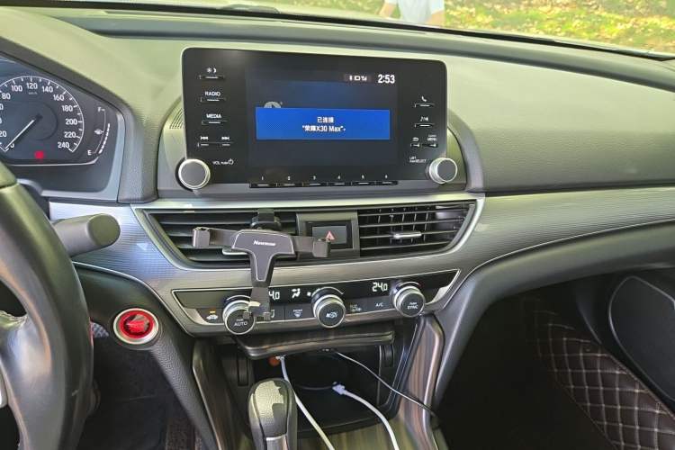 Used Honda Accord 2018 260TURBO Luxury Edition China VI Audio And AC Panel