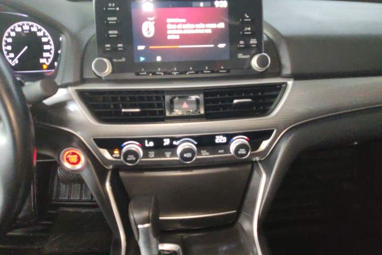 Used Honda Accord 2018 260TURBO Elite Edition China VI Audio And AC Panel