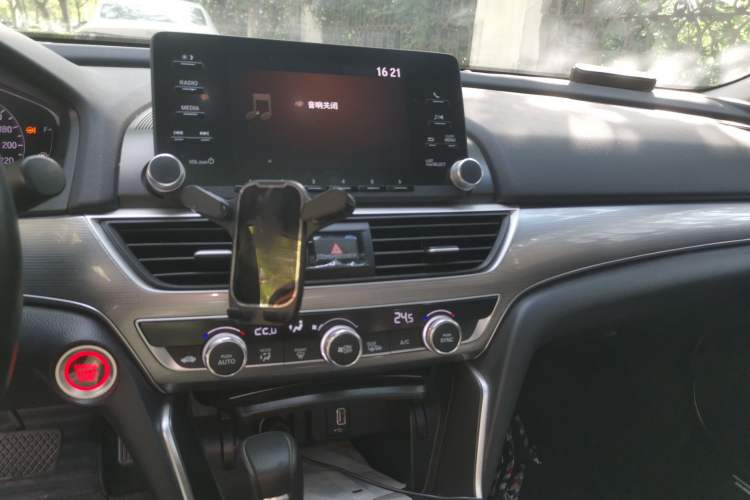 Used Honda Accord 2018 260TURBO Elite Edition China VI Audio And AC Panel
