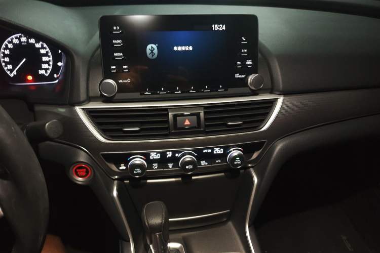 Used Honda Accord 2018 260TURBO Luxury Edition China VI Audio And AC Panel
