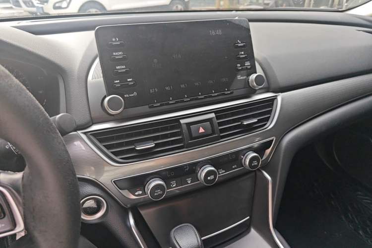 Used Honda Accord 2018 260TURBO Elite Edition China VI Audio And AC Panel
