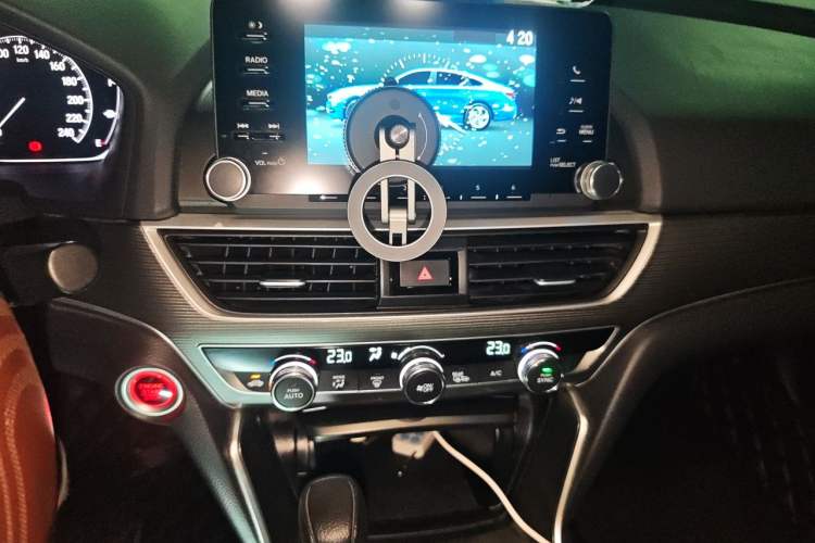 Used Honda Accord 2018 260TURBO Elite Edition China VI Audio And AC Panel