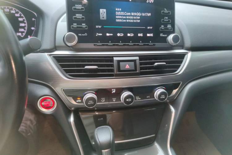 Used Honda Accord 2018 260TURBO Luxury Edition China VI Audio And AC Panel
