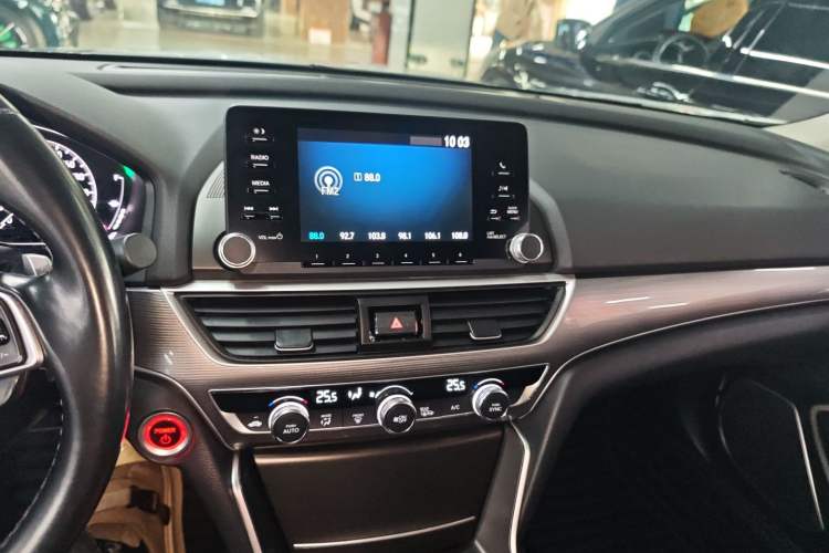 Used Honda Accord 2018 Rui Hybrid 2.0L Rui Ling Edition China VI Audio And AC Panel