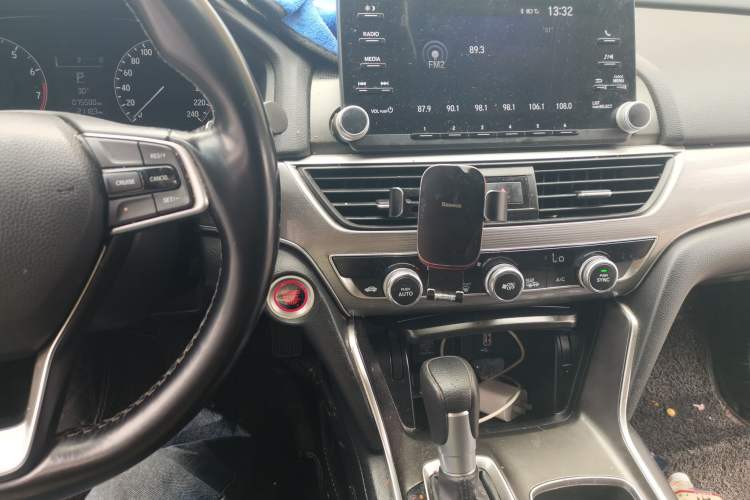 Used Honda Accord 2018 260TURBO Elite Edition China VI Audio And AC Panel