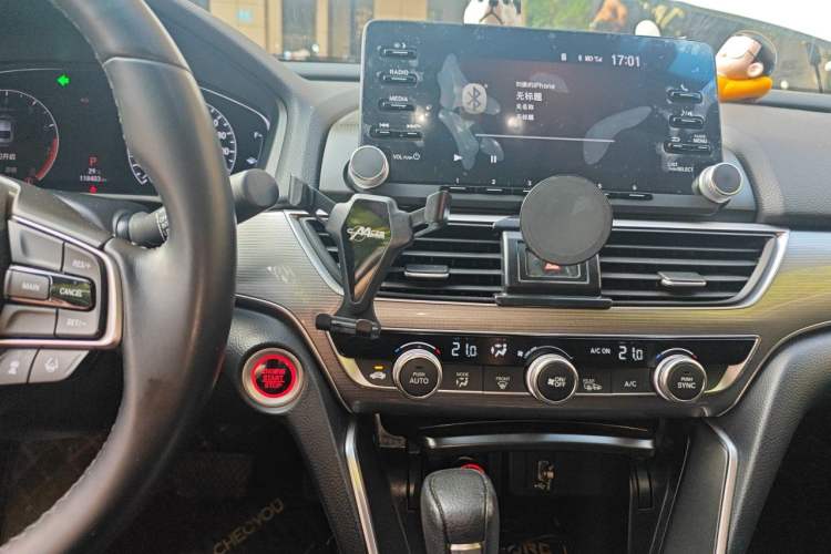 Used Honda Accord 2018 260TURBO Luxury Edition China V Emission Standard Audio And AC Panel