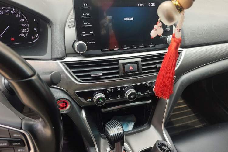 Used Honda Accord 2018 260TURBO Elite Edition China VI Audio And AC Panel