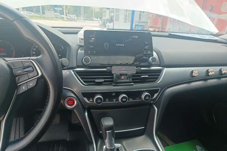 Used Honda Accord 2018 260TURBO Luxury Edition China VI Audio And AC Panel