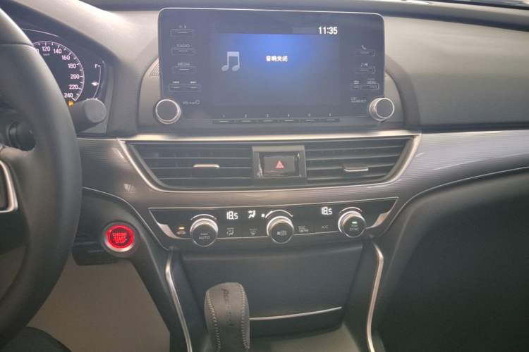 Used Honda Accord 2018 260TURBO Elite Edition China VI Audio And AC Panel