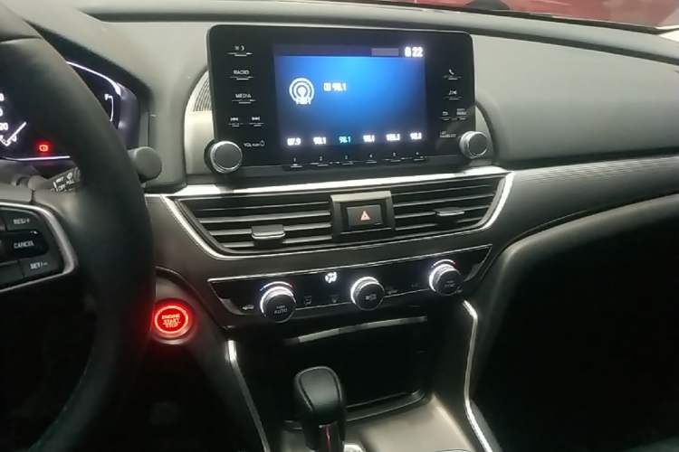 Used Honda Accord 2018 260TURBO Elite Edition China VI Audio And AC Panel