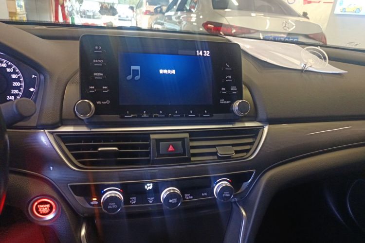 Used Honda Accord 2018 260TURBO Elite Edition China VI Audio And AC Panel