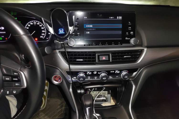 Used Honda Accord 2018 260TURBO Luxury Edition China VI Audio And AC Panel