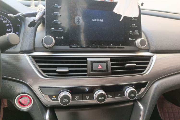Used Honda Accord 2018 260TURBO Luxury Edition China V Emission Standard Audio And AC Panel