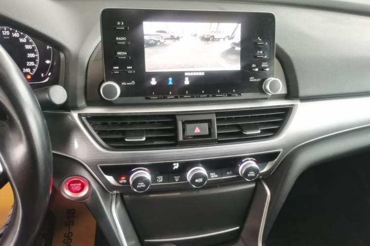 Used Honda Accord 2018 260TURBO Elite Edition China VI Audio And AC Panel
