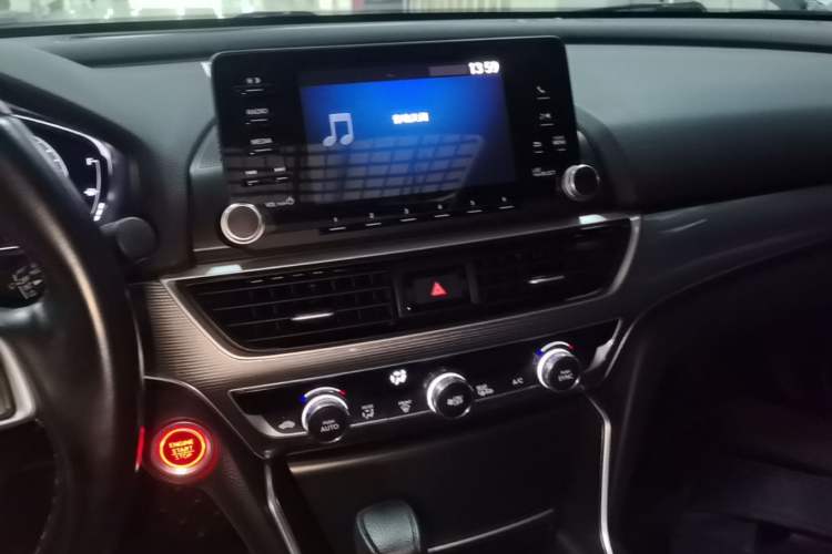 Used Honda Accord 2018 260TURBO Elite Edition China VI Audio And AC Panel
