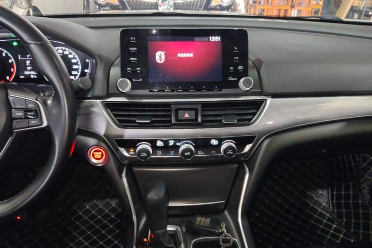 Used Honda Accord 2018 260TURBO Elite Edition China VI Audio And AC Panel