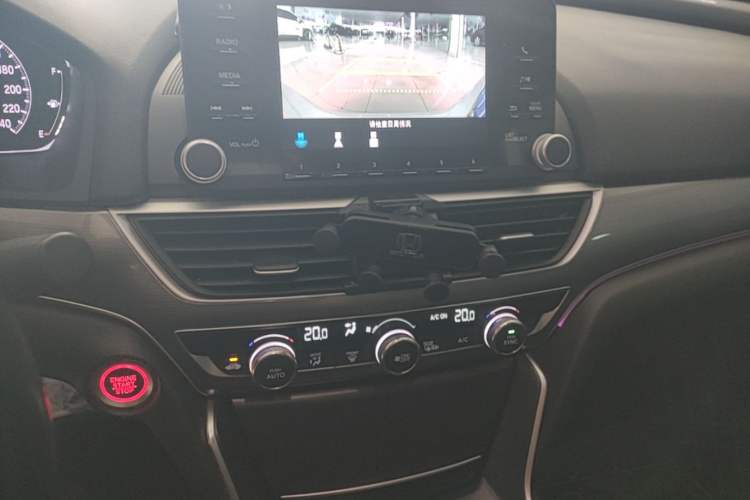 Used Honda Accord 2018 260TURBO Elite Edition China VI Audio And AC Panel