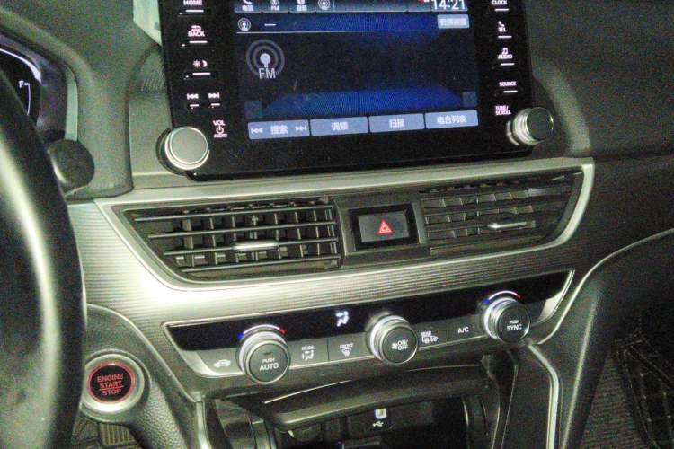 Used Honda Accord 2018 260TURBO Luxury Edition China VI Audio And AC Panel