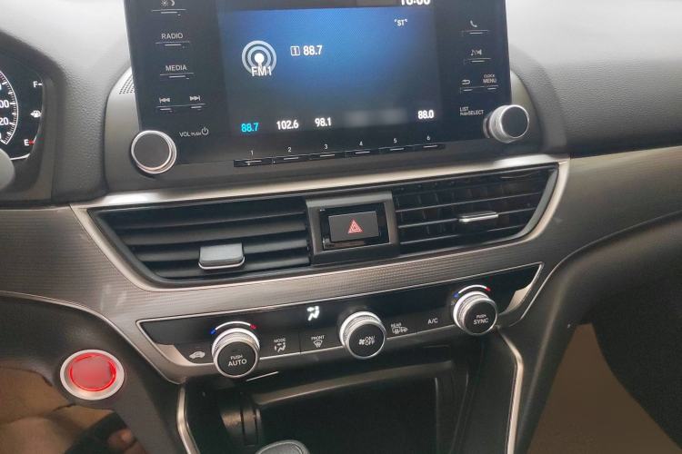 Used Honda Accord 2018 260TURBO Elite Edition China VI Audio And AC Panel