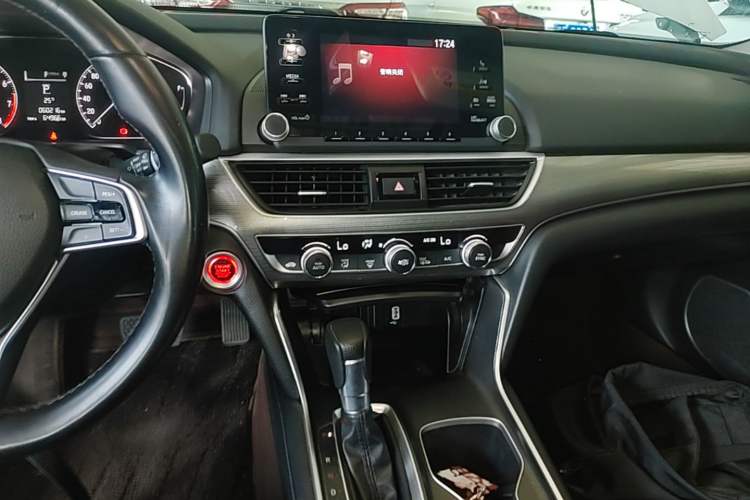 Used Honda Accord 2018 260TURBO Elite Edition China VI Audio And AC Panel
