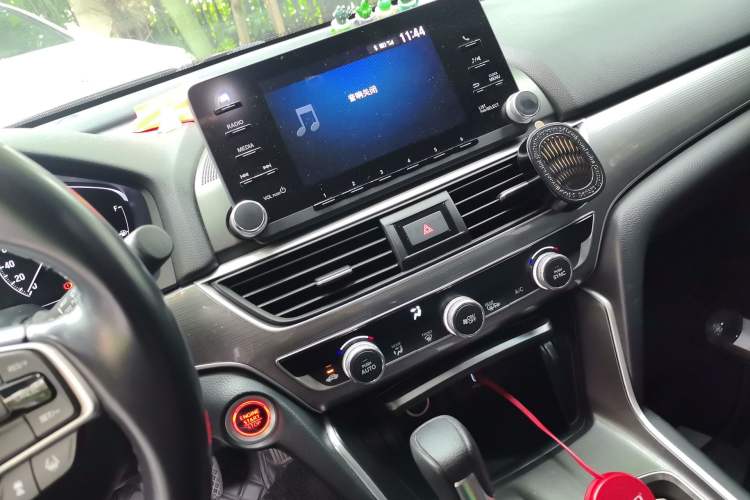 Used Honda Accord 2018 260TURBO Luxury Edition China VI Audio And AC Panel