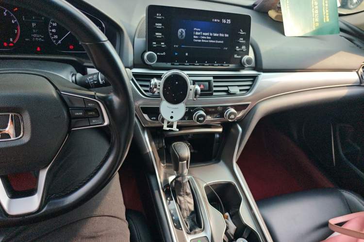 Used Honda Accord 2018 260TURBO Luxury Edition China V Emission Standard Audio And AC Panel